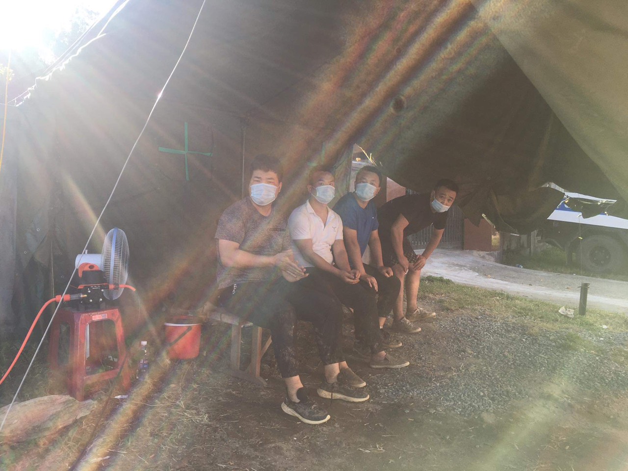 4 tàu khựa2