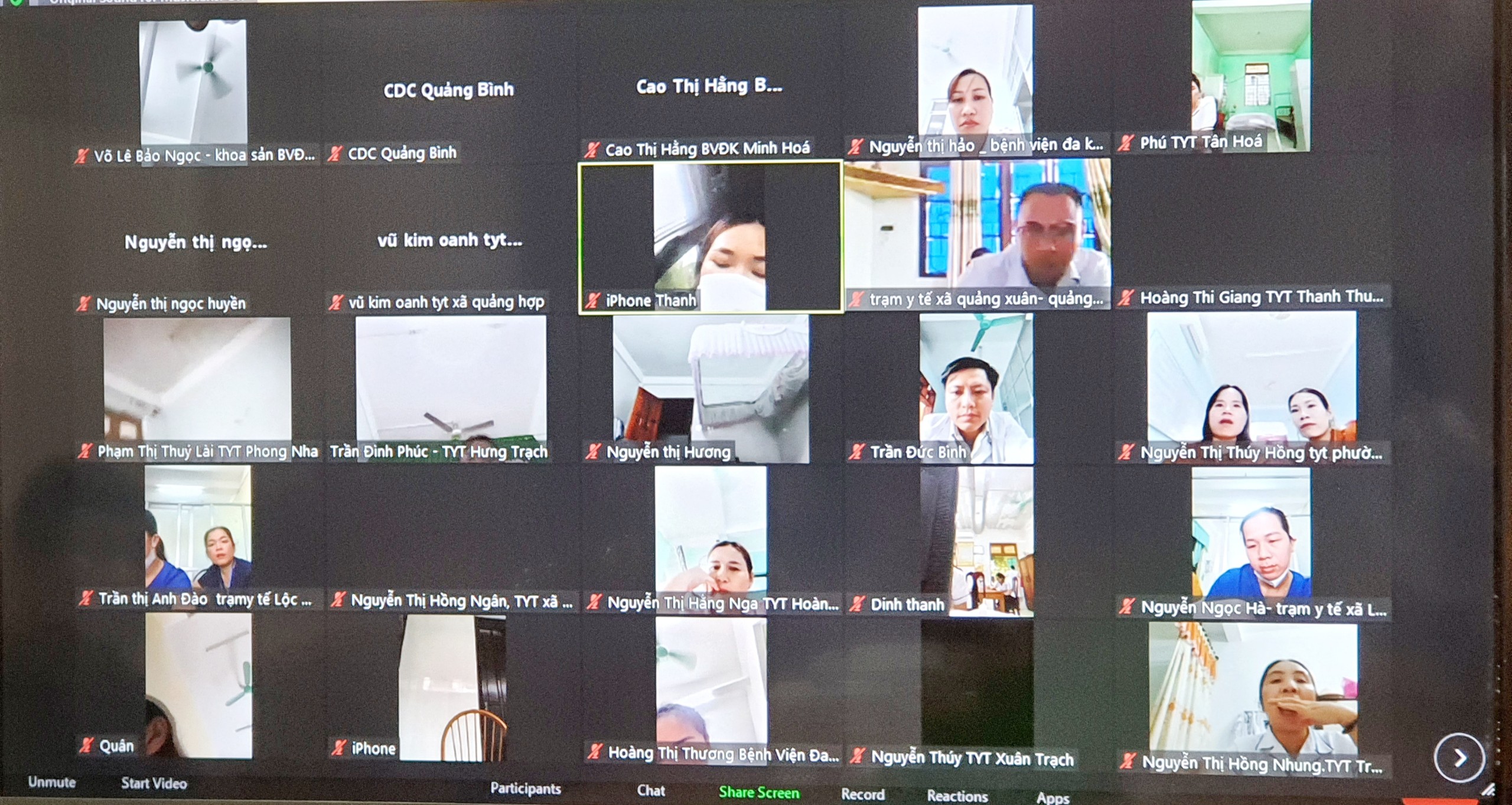 Các_điểm_cầu_tham_dự_lớp_tập_huấn_anh_zôm.jpg