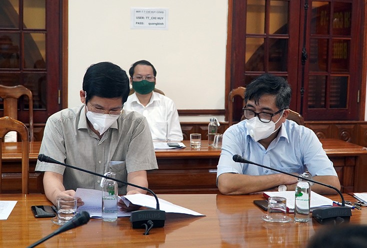 Các đại biểu tại buổi họpjpg