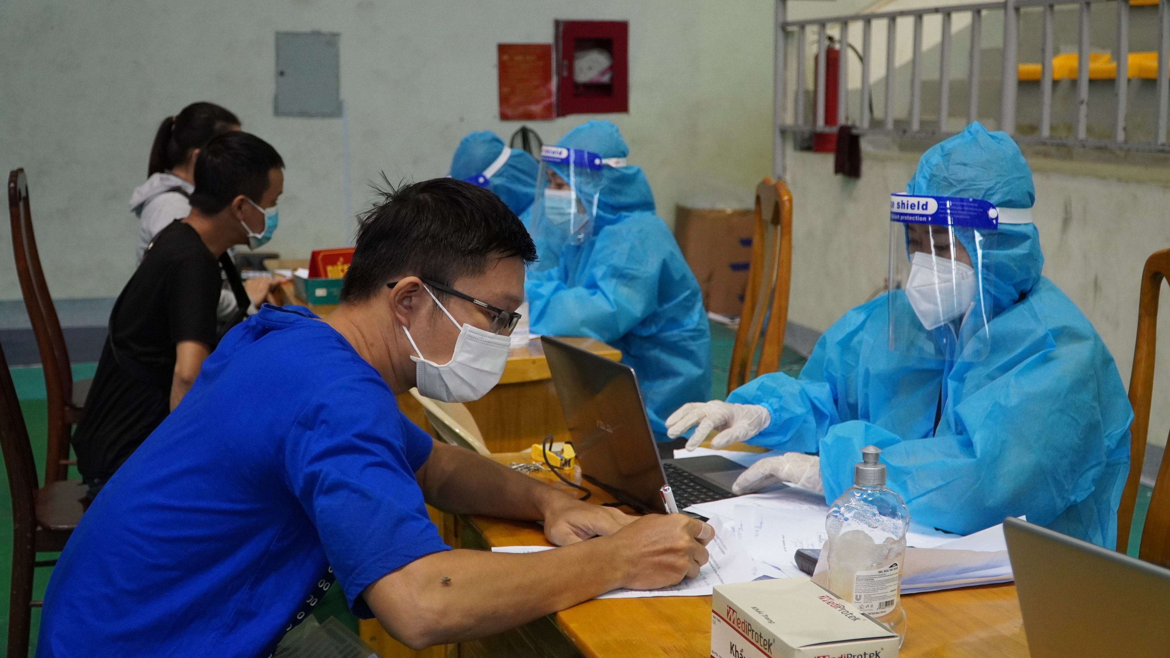 Công tác tiêm chủng được diễn ra an toàn đúng quy định bảo đảm công tác phòng chống dịch Covid 195