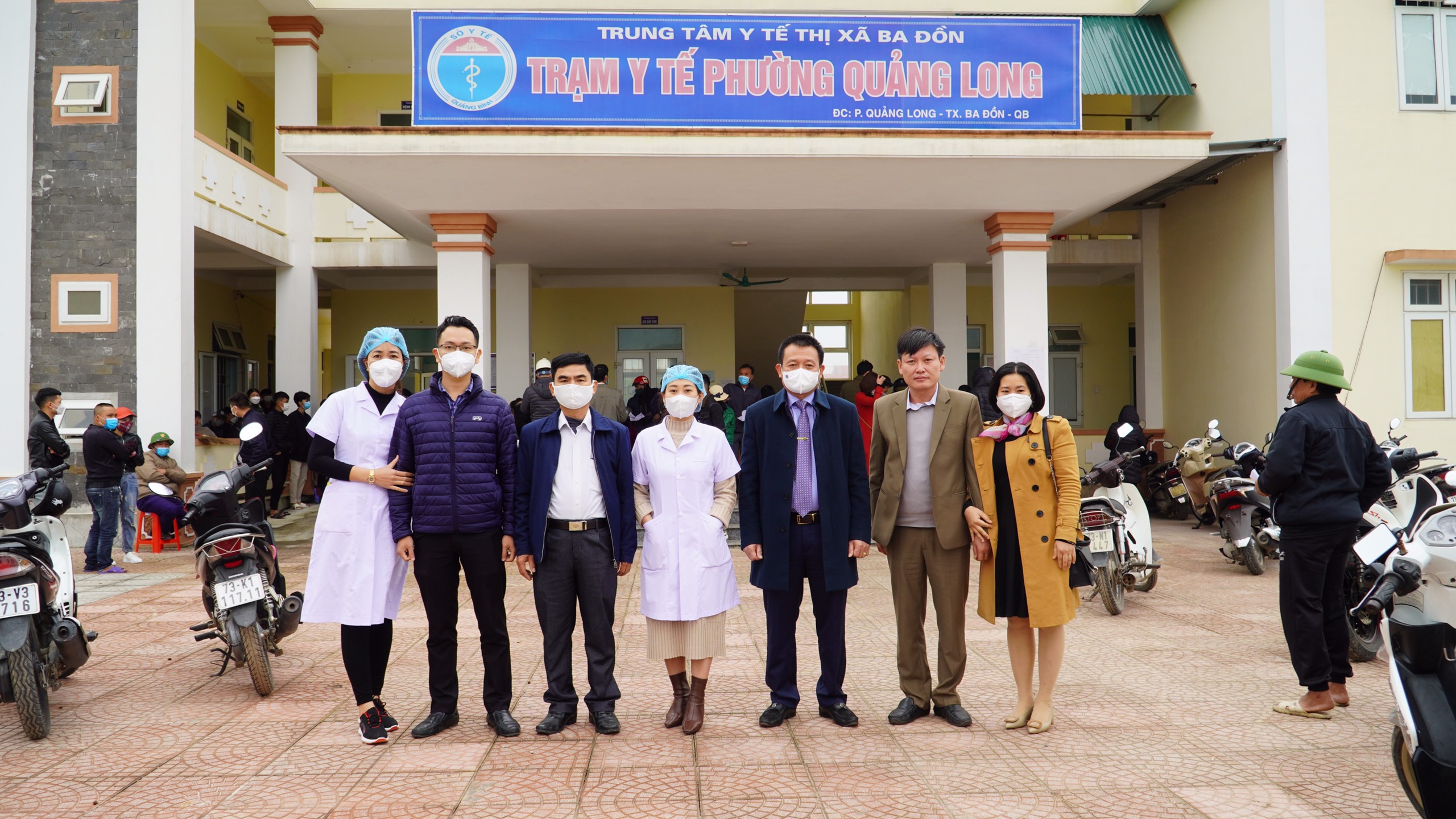 Một số hình ảnh giám sát tại các điểm tiêm 5