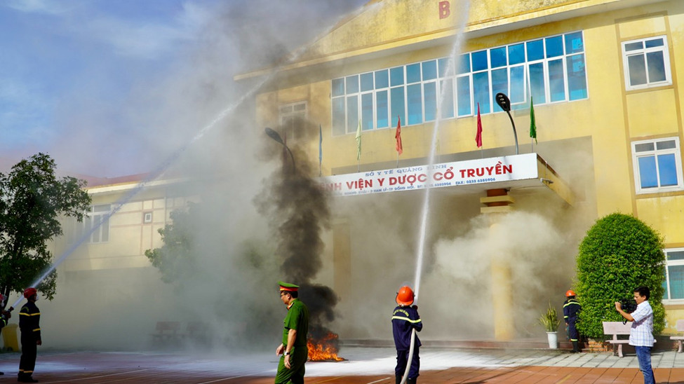 Toàn_cảnh_khu_vực_giả_định_cháy_tại_Bệnh_viện_Y_Dược_cổ_truyền.jpg