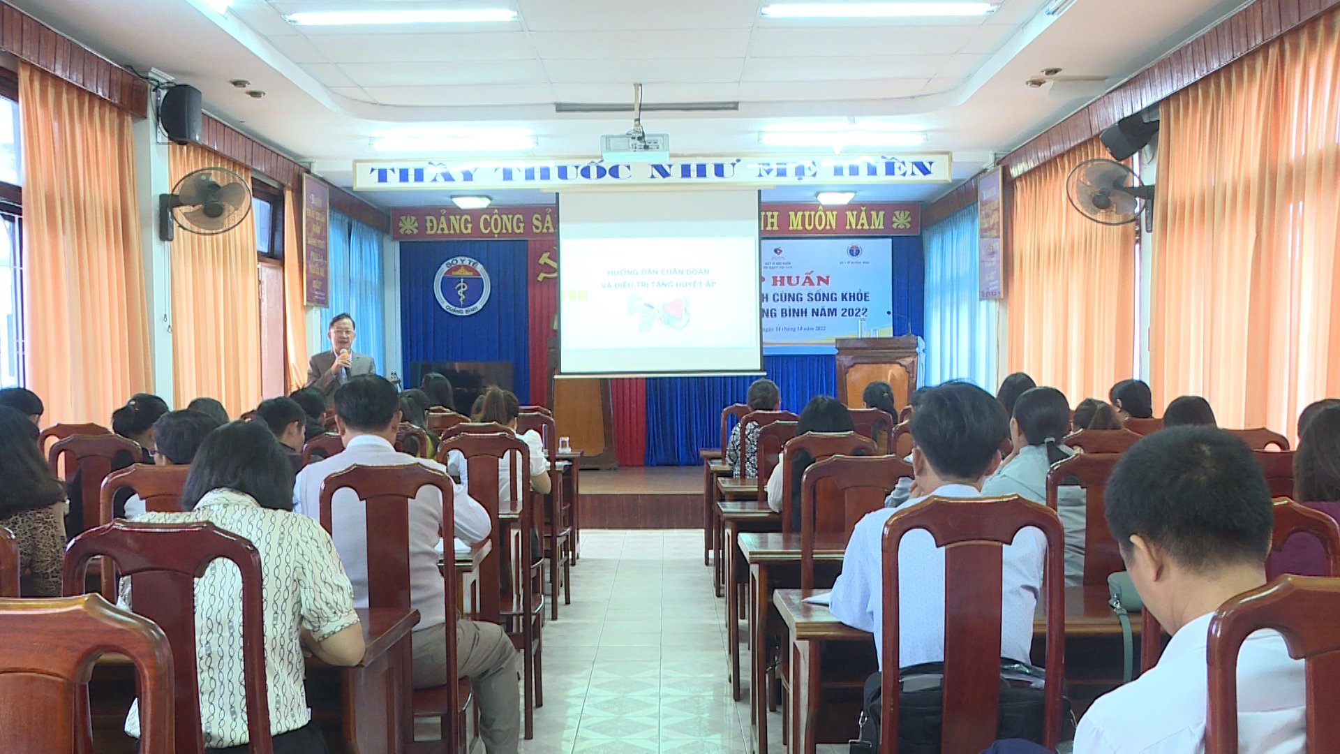 Tập huấn Chương trình cùng sống khỏe tại tỉnh Quảng Bình