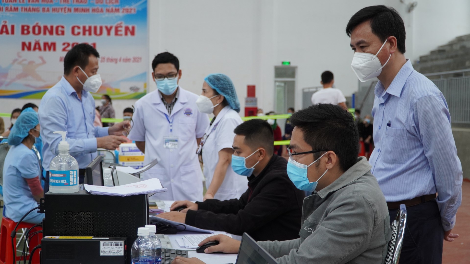 X. Cường kiểm tra công tác nhập liệu 4 Large