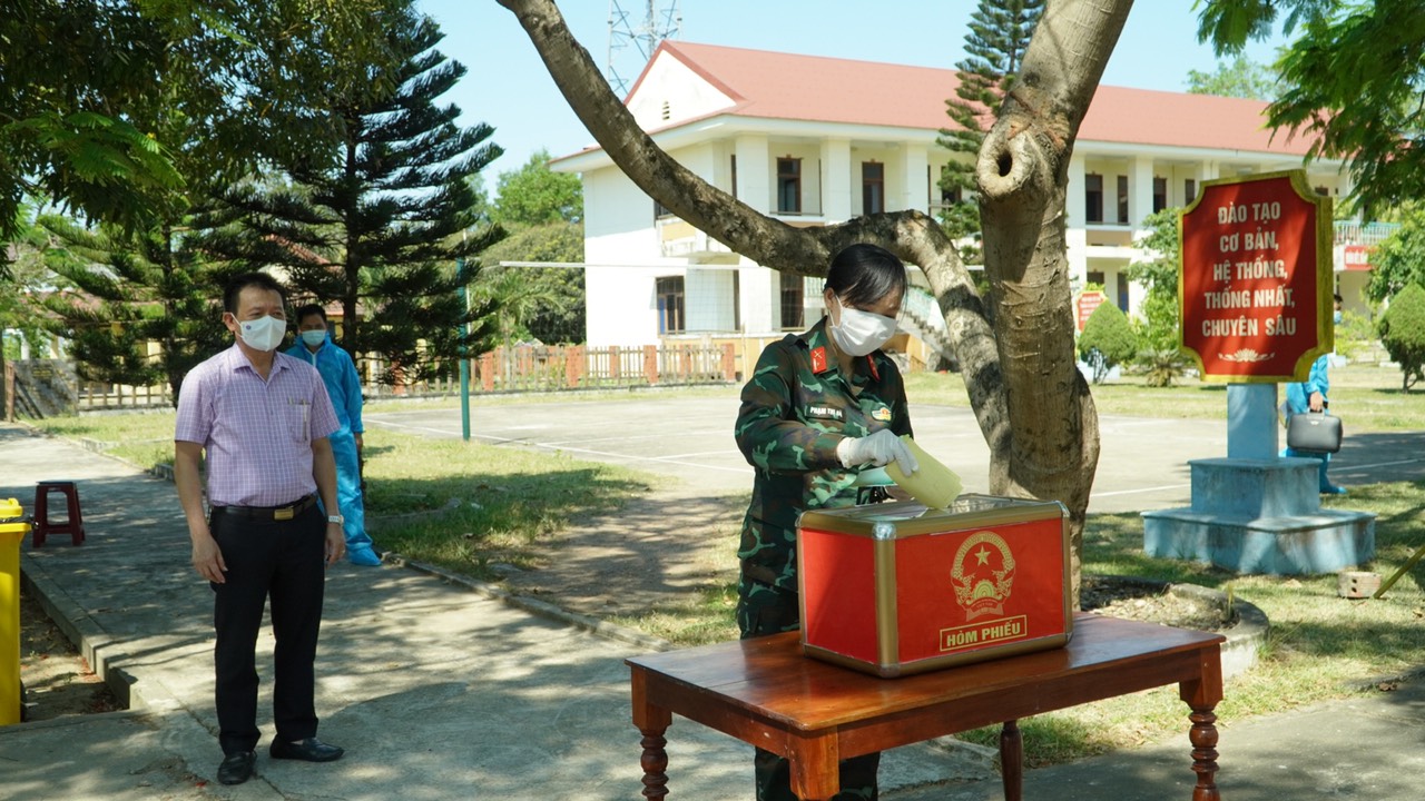 bỏ phiếu