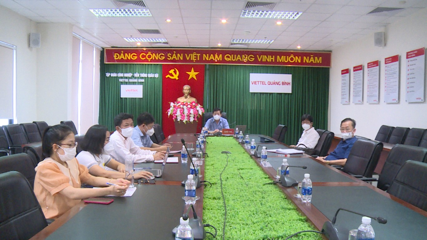 kiểm điểm tiến độ triển khai tiêm vắc xin phòng Covid 19 Medium