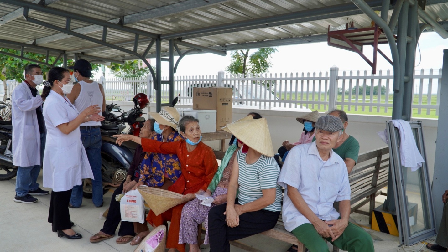 le_thuy_kham_sangloc_benh_lao_2023_6.jpg