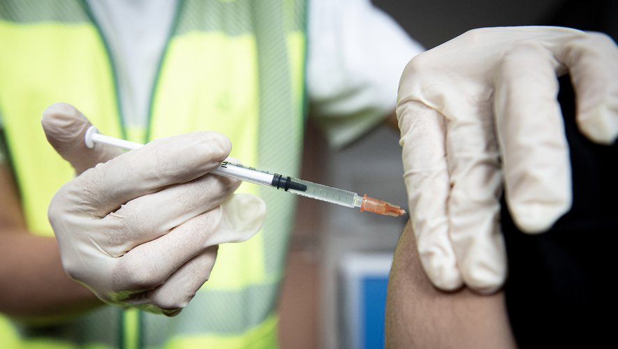 tiem-vaccine-16600191424031272428473.jpg