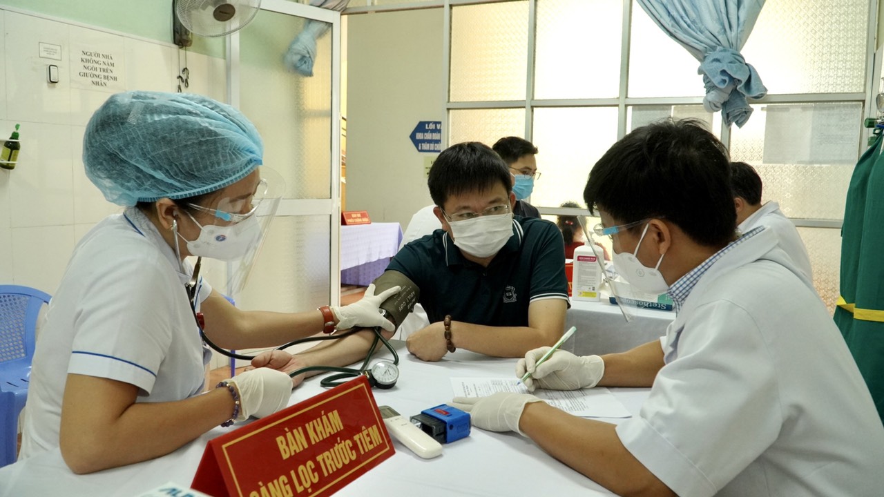 tiêm đpựt 35