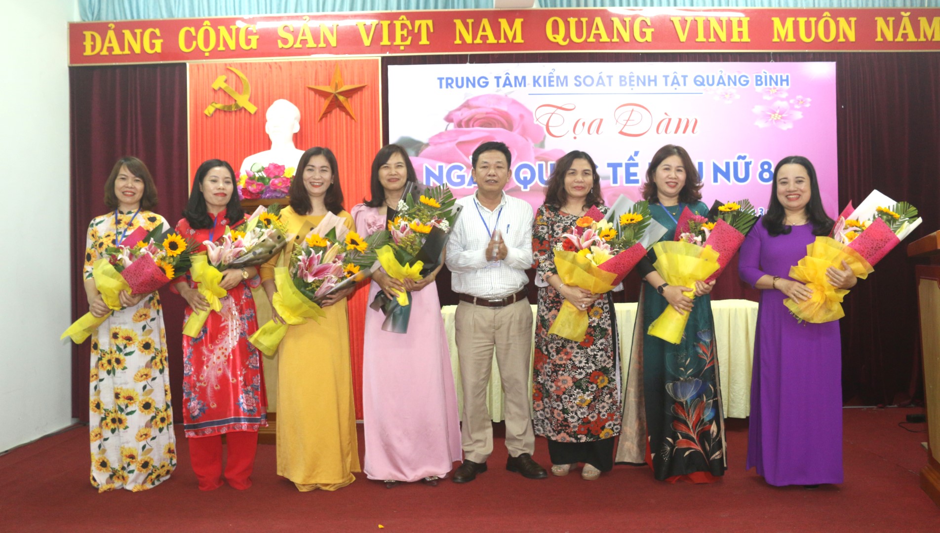 xếp ánh 8 3 2021