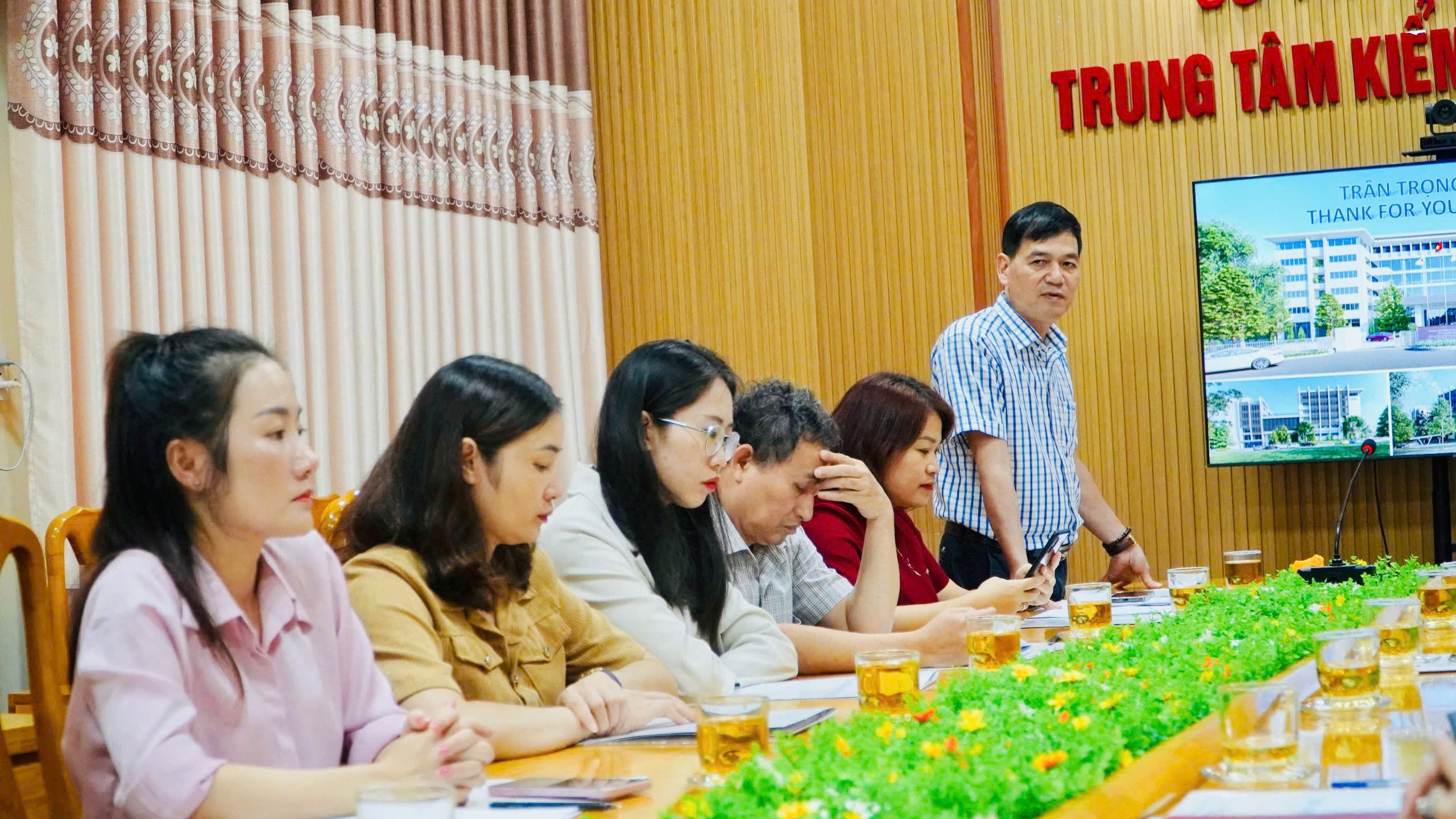 đoàn_công_tác_CDC_Đắk_Lắk_Bác_sĩ_CKII_CKII_Hoàng_Hải_Phúc_Giám_đốc_Trung_tâm.jpg
